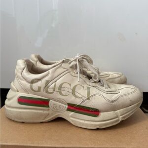 Gucci Beige Sneakers with Red and Green Stripes